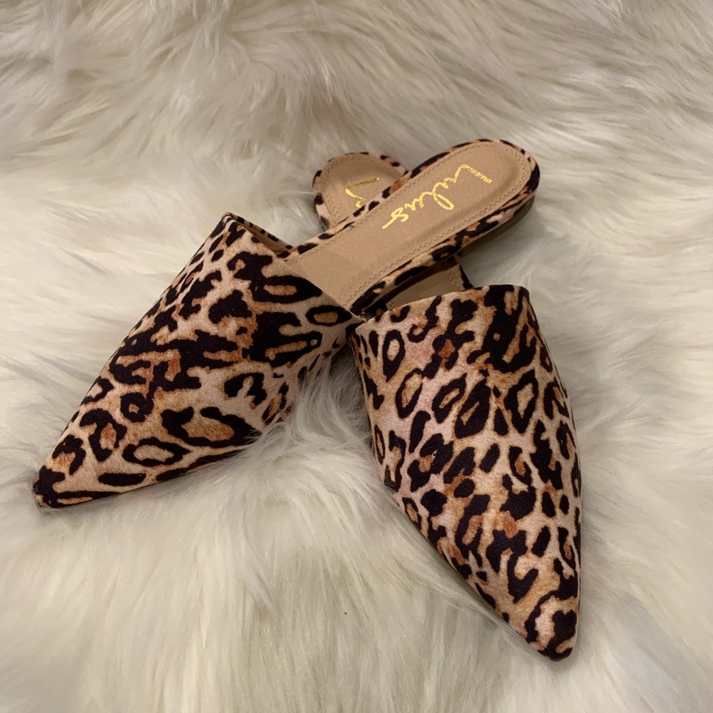 🆕 Lulus | Leopard Mules